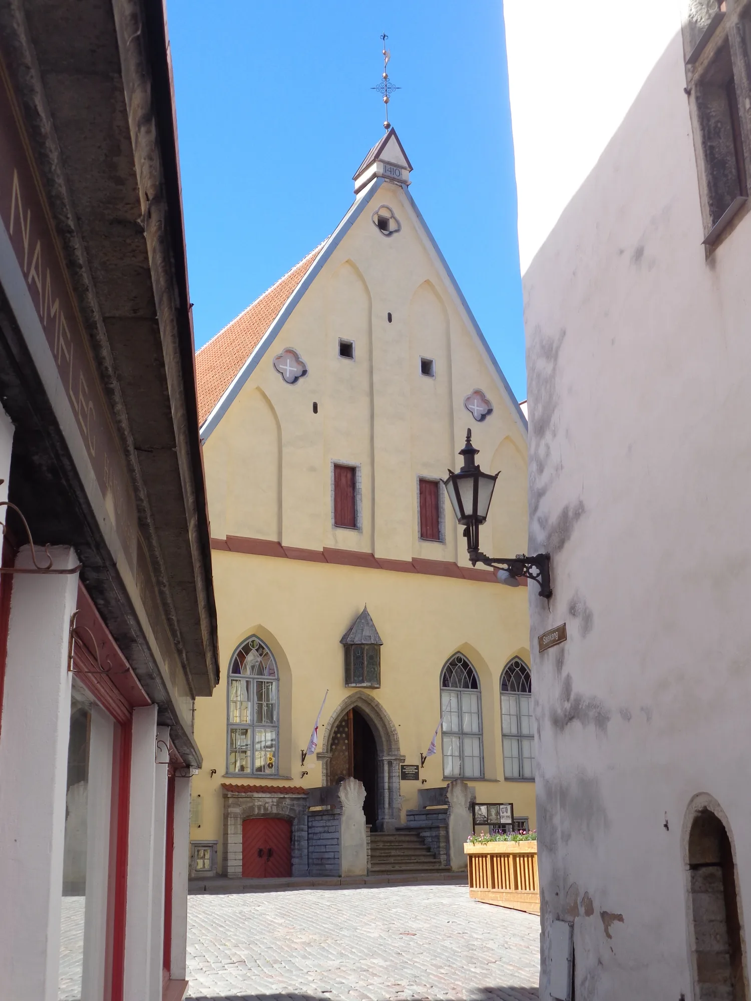 The Great Guild Hall (Suurgildi hoone) on Pikk street, Tallinn, a Gothic stone building with a tall gabled facade, now the Estonian History Museum